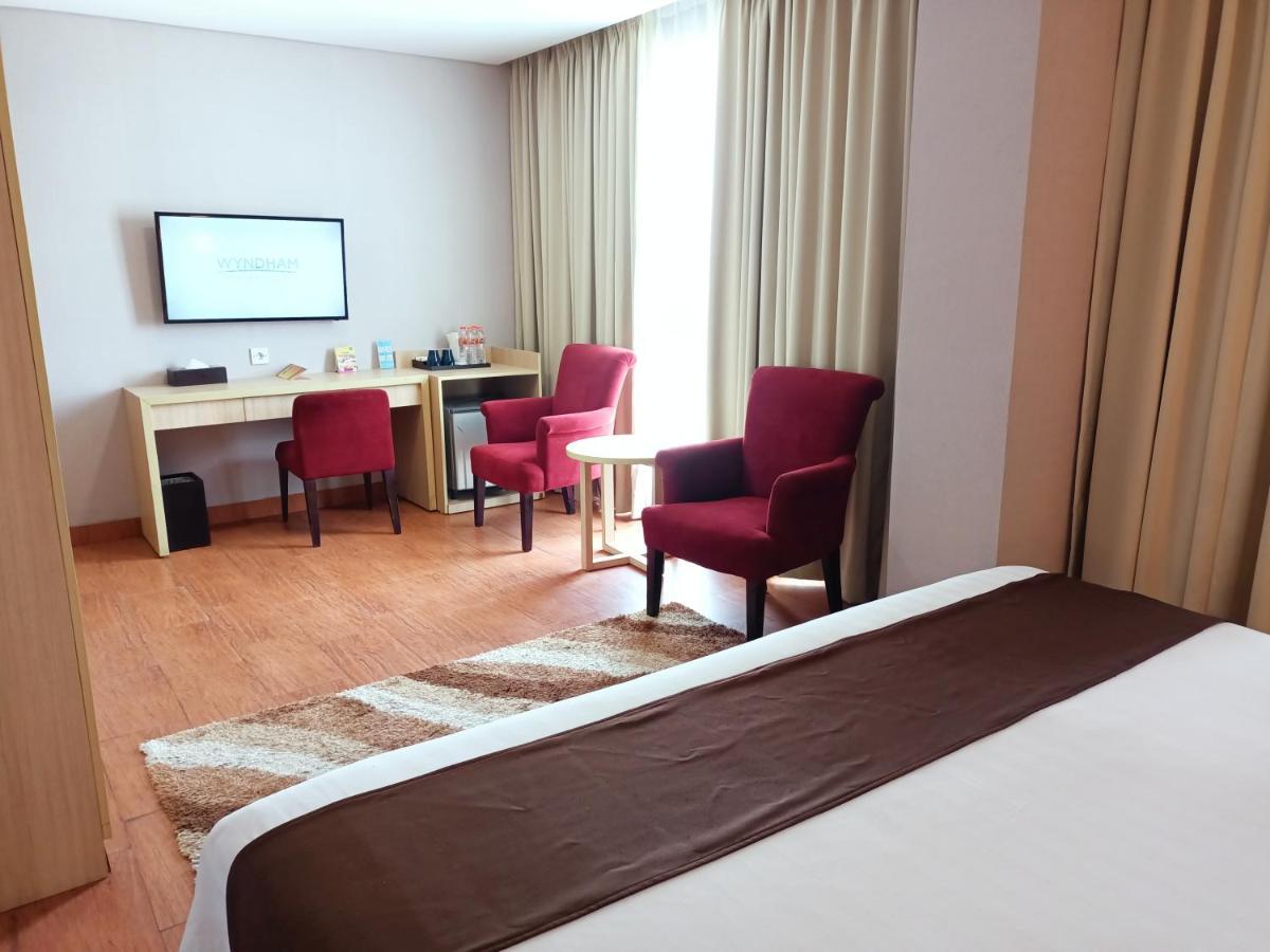 Days Hotel & Suites By Wyndham Jakarta Airport Tangerang Exterior foto