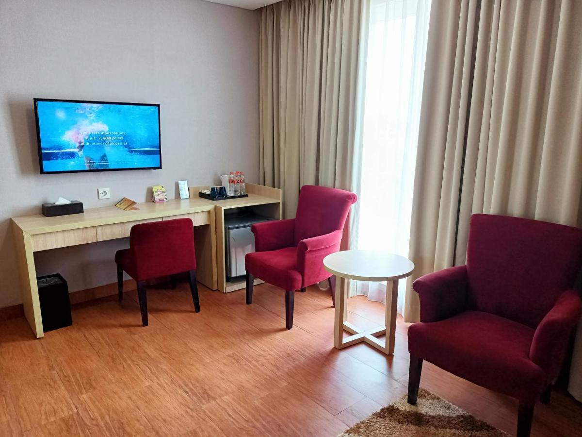 Days Hotel & Suites By Wyndham Jakarta Airport Tangerang Exterior foto